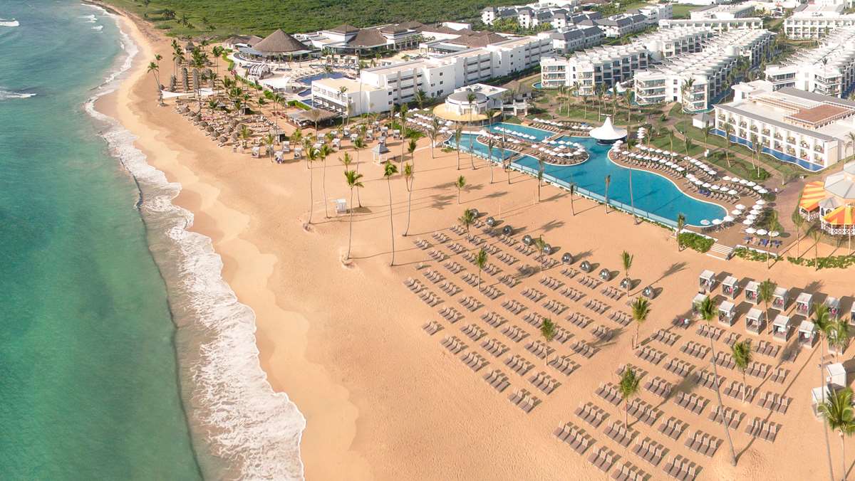 Bird's eye of the luxury resort Sensatori Punta Cana Resort| Karisma Hotels & Resorts®