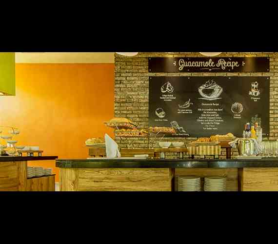 Picture of the restaurant Spot with their mouthwatering gourmet breakfast | El Dorado Royal