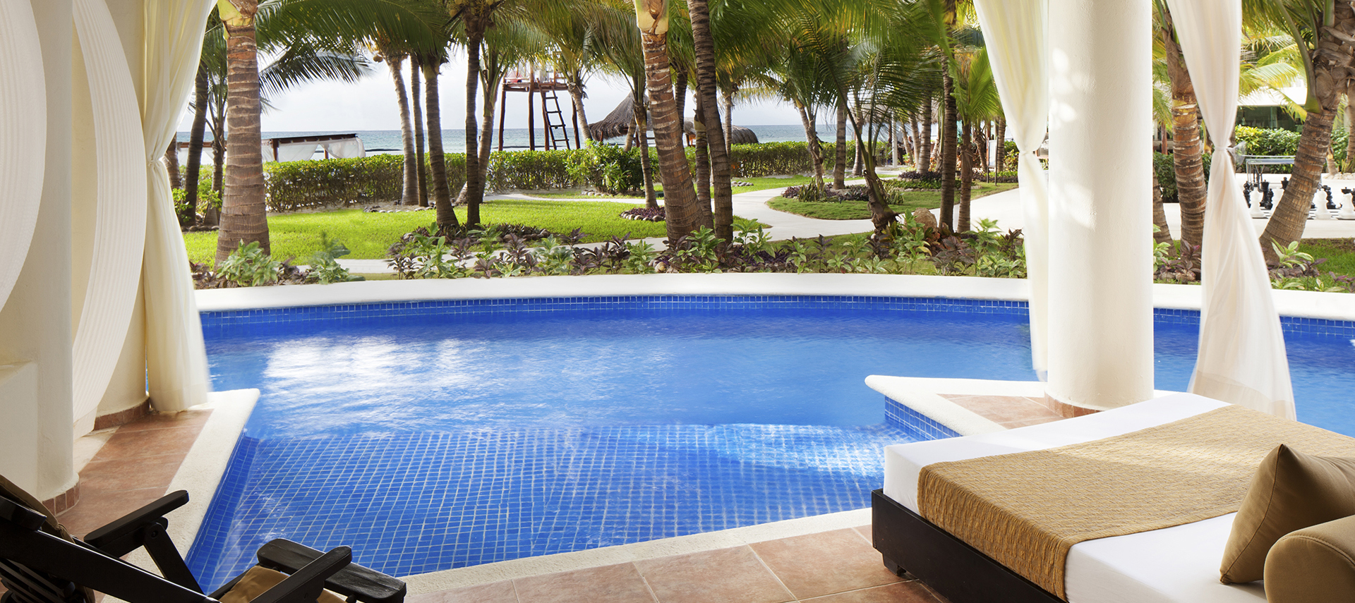 Romantic adults-only resort with swim up suites | El Dorado Maroma | Playa de Carmen